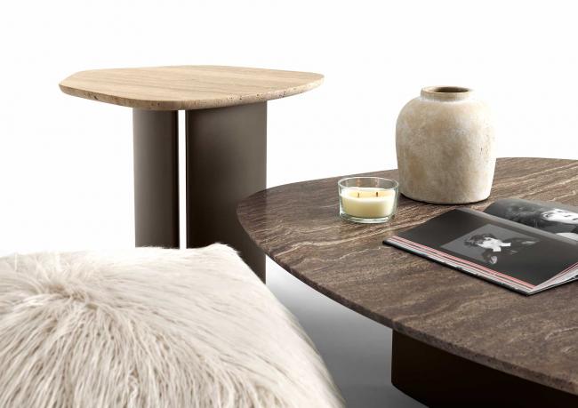 Tavolino di design passenger con top in pietra lavica - Outlet 