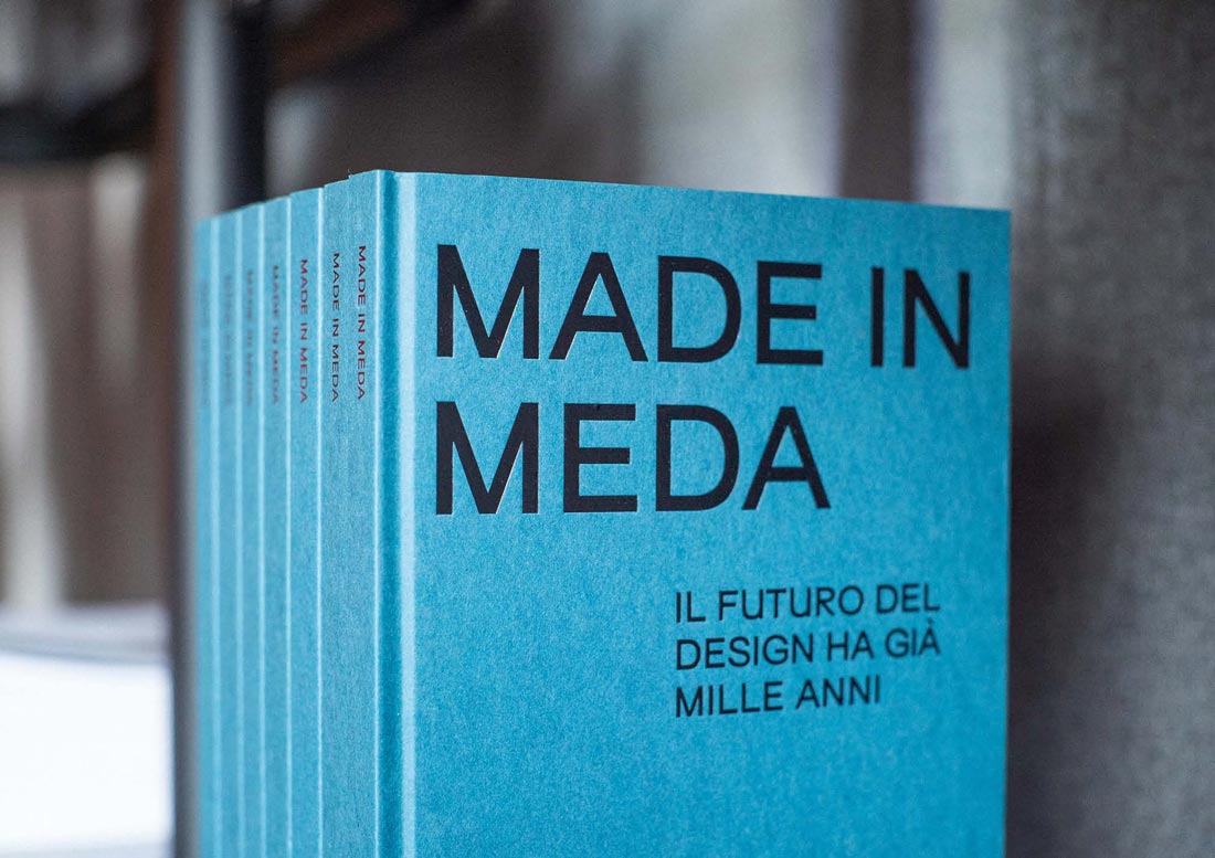 Made in Meda - Libri Filippo Berto Made in Meda - Libri impilati Filippo Berto