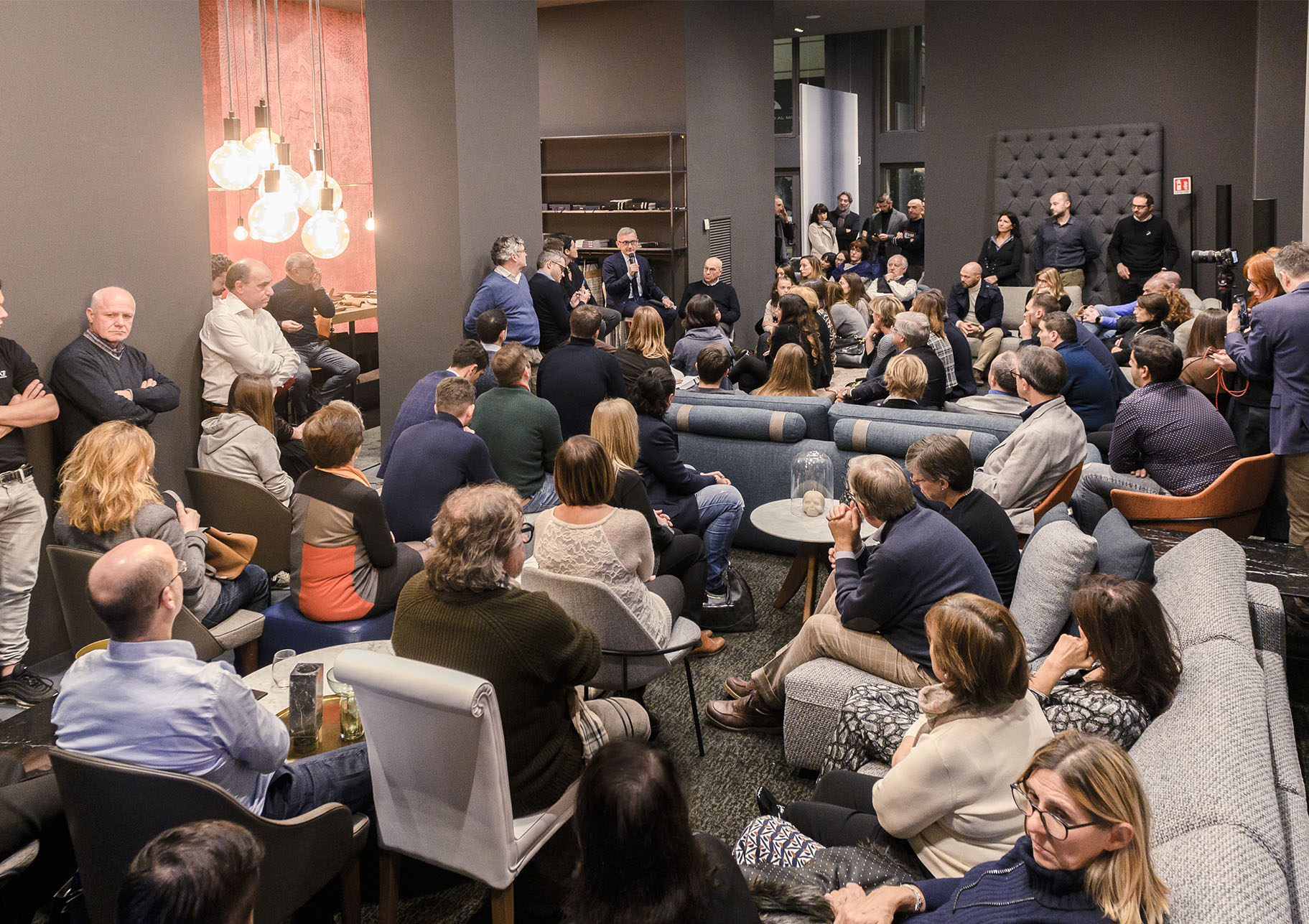 Lo showroom BertO Brescia alla presentazione del libro Lo Spirito del 74 - BertO Lo showroom BertO Brescia alla presentazione del libro Lo Spirito del 74 - BertO