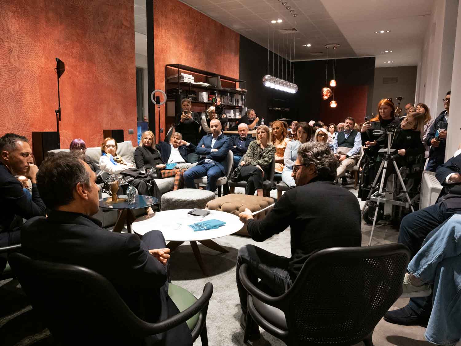 Talk MADE IN MEDA - Showroom BertO Torino Talk MADE IN MEDA - Showroom Torino