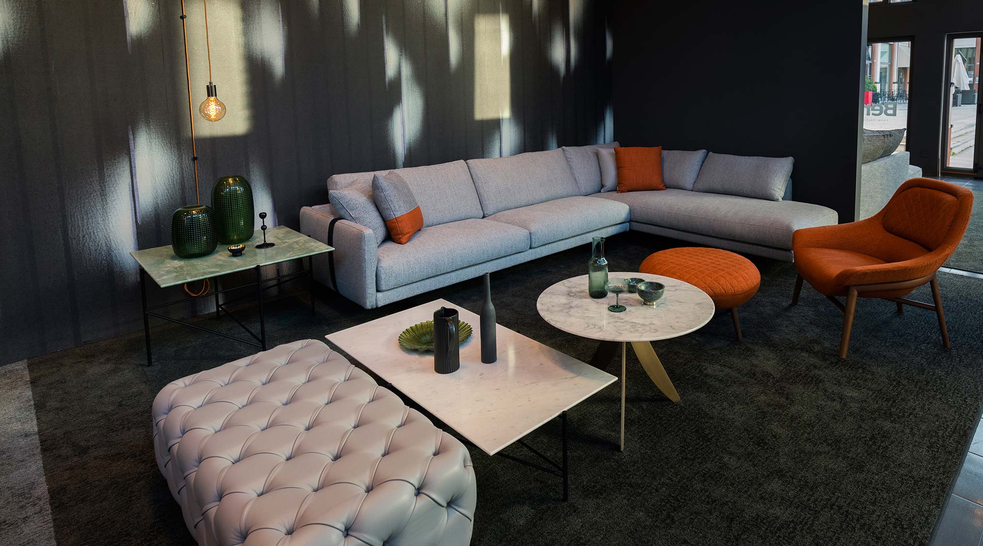 Divano Dee Dee - Showroom BertO Brescia Divano Dee Dee - Showroom BertO Brescia in Borgo Pietro Wuhrer 35-37